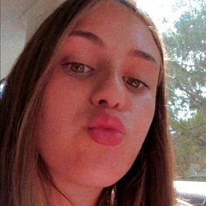 Meet your Posher, Sabrina